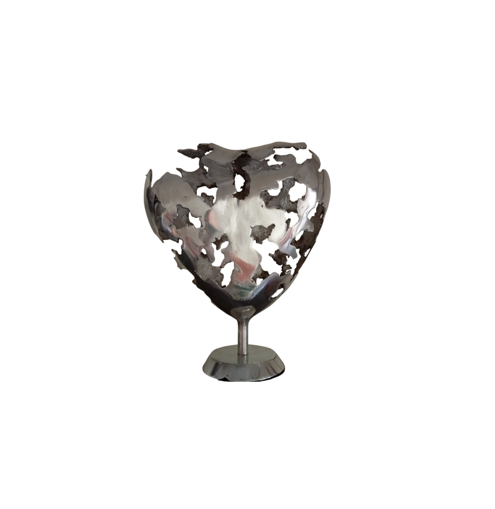 Coeur gris poli sculpture métallique 45x30x20cm