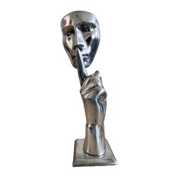 Visage silence sculpture...