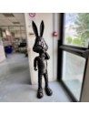Lapin cartoon sculpture métallique 160x40x45cm