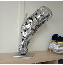 Tête de cheval sculpture métallique 75x60x40cm