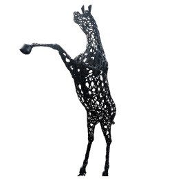 Cheval cabré sculpture...